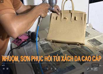 Spa làm mới túi xách da hàng hiệu
